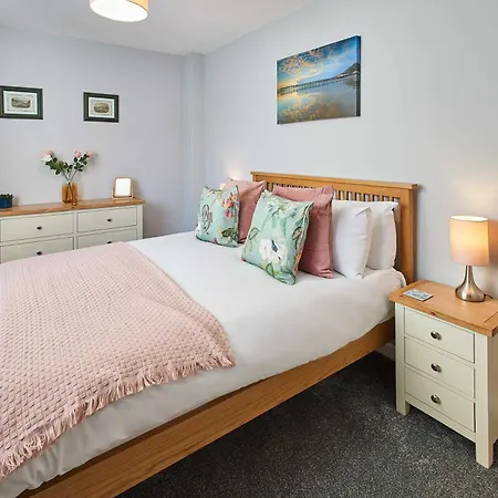 Host & Stay - Station View Saltburn-by-the-Sea Exterior photo