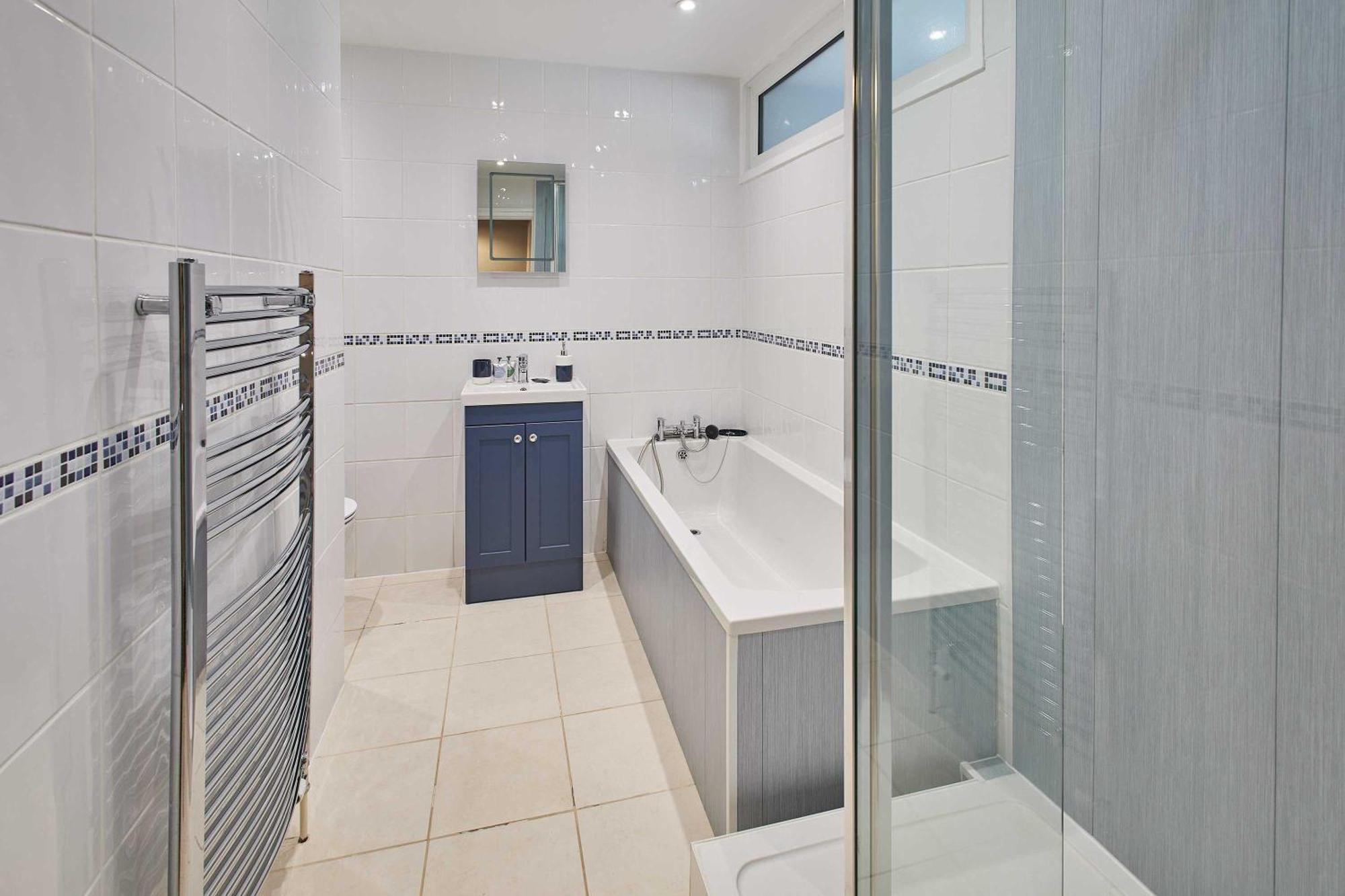 Host & - Station View Holiday home
